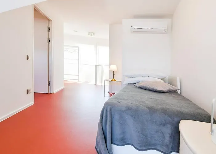 Julius 27 - Cozy Retreat, 5 Mins To Center Apartamento